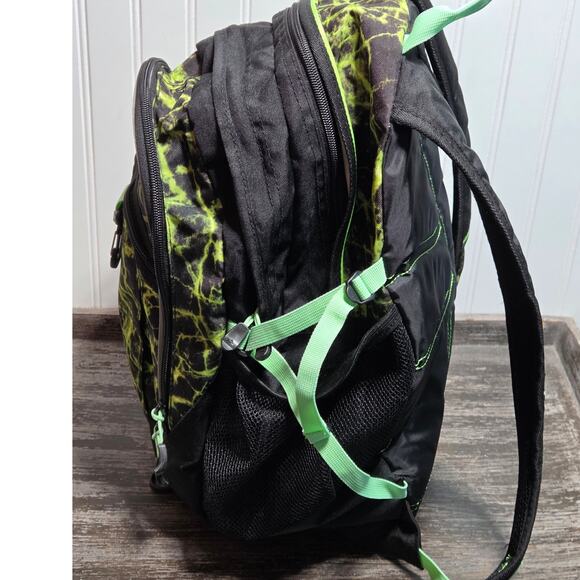 High Sierra Green Black Multi Compartment Backpack Comfort Padded Straps - Picture 4 of 8